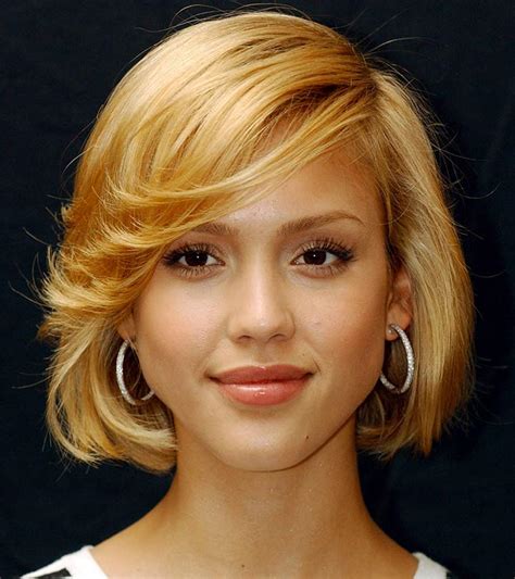 bob hairstyle oval face|bob hair for round face.